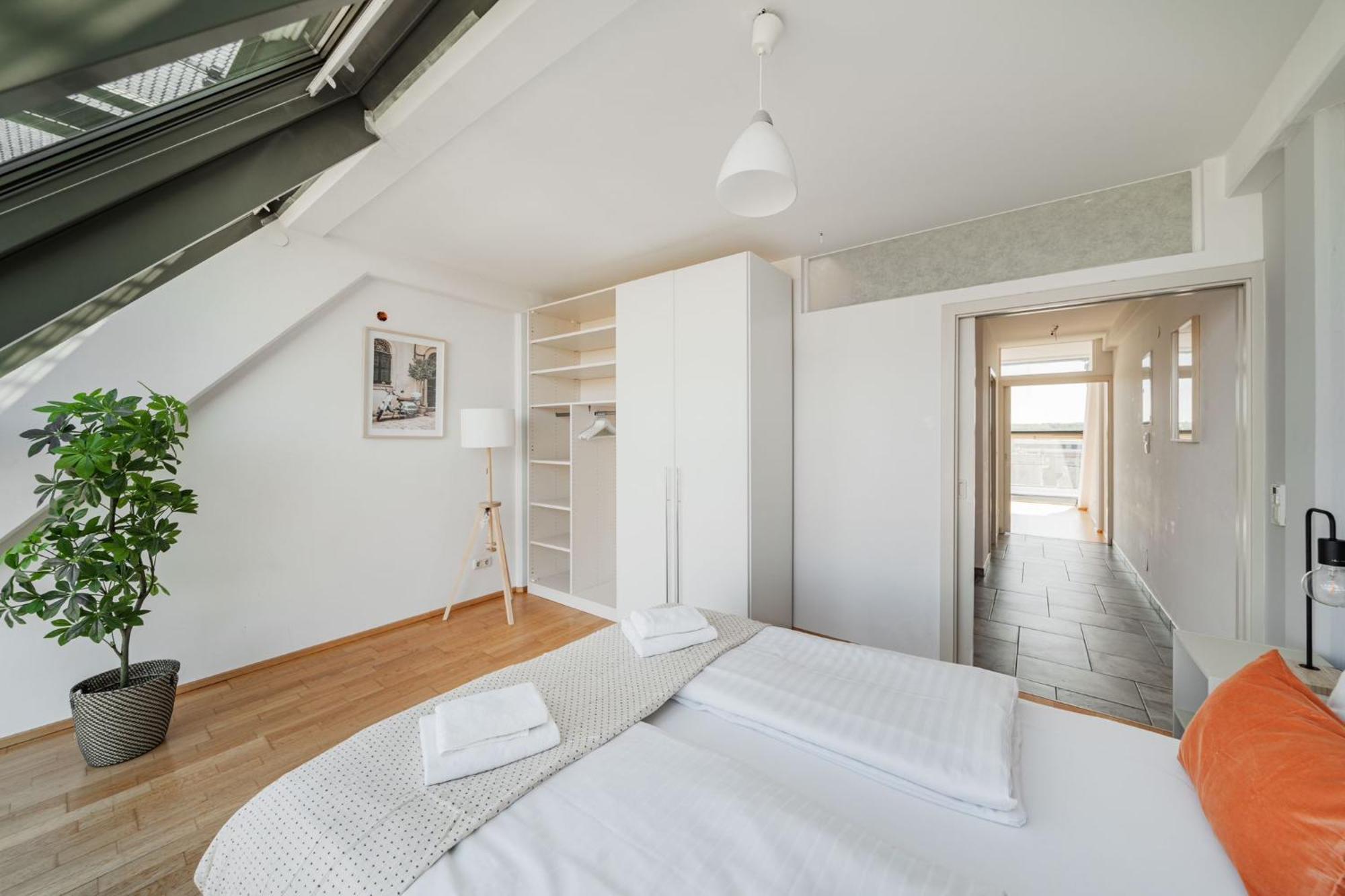 Apartments Next To Schoenbrunn - Free Parking !!! Vienna Exterior photo