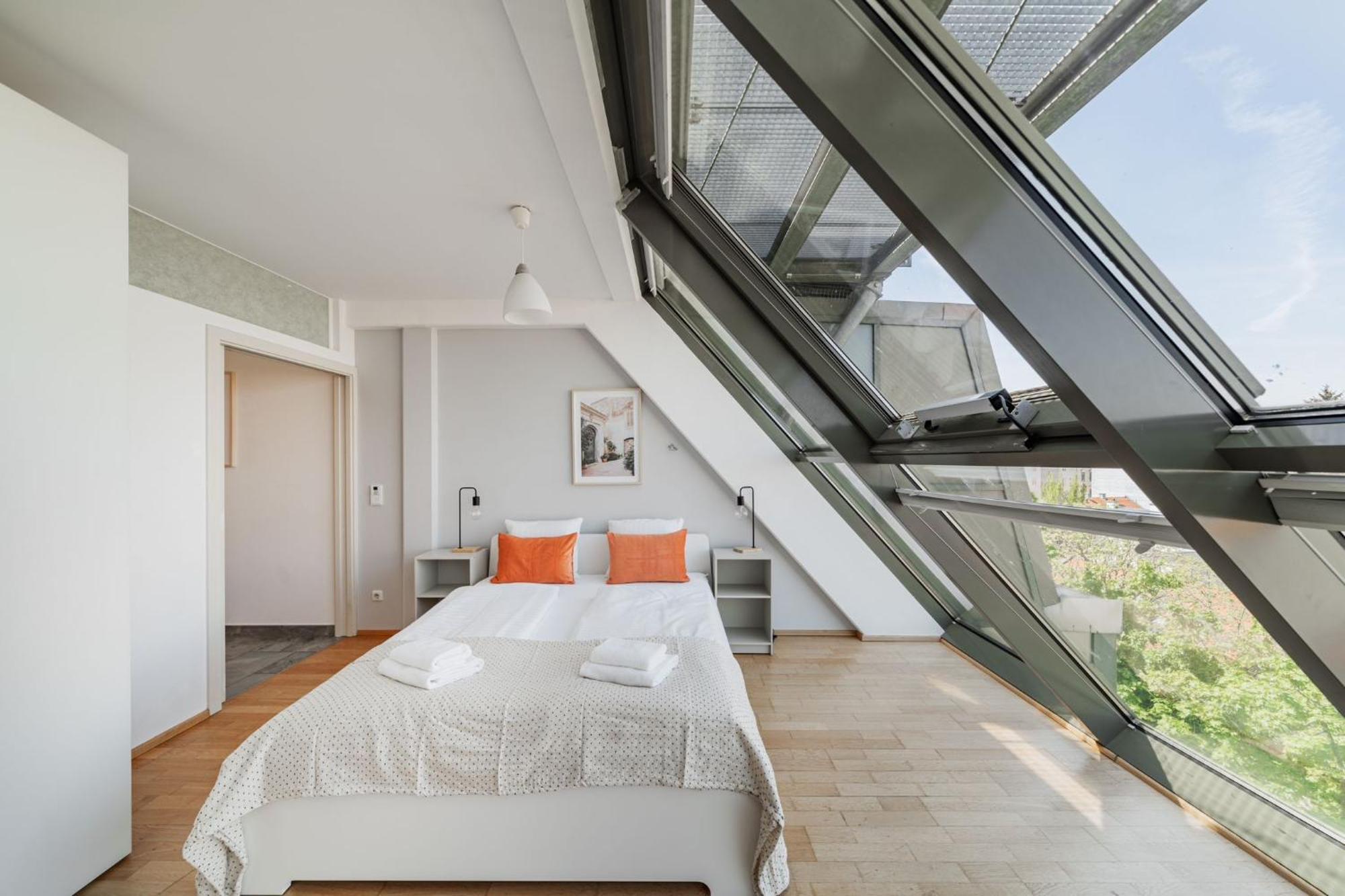 Apartments Next To Schoenbrunn - Free Parking !!! Vienna Exterior photo